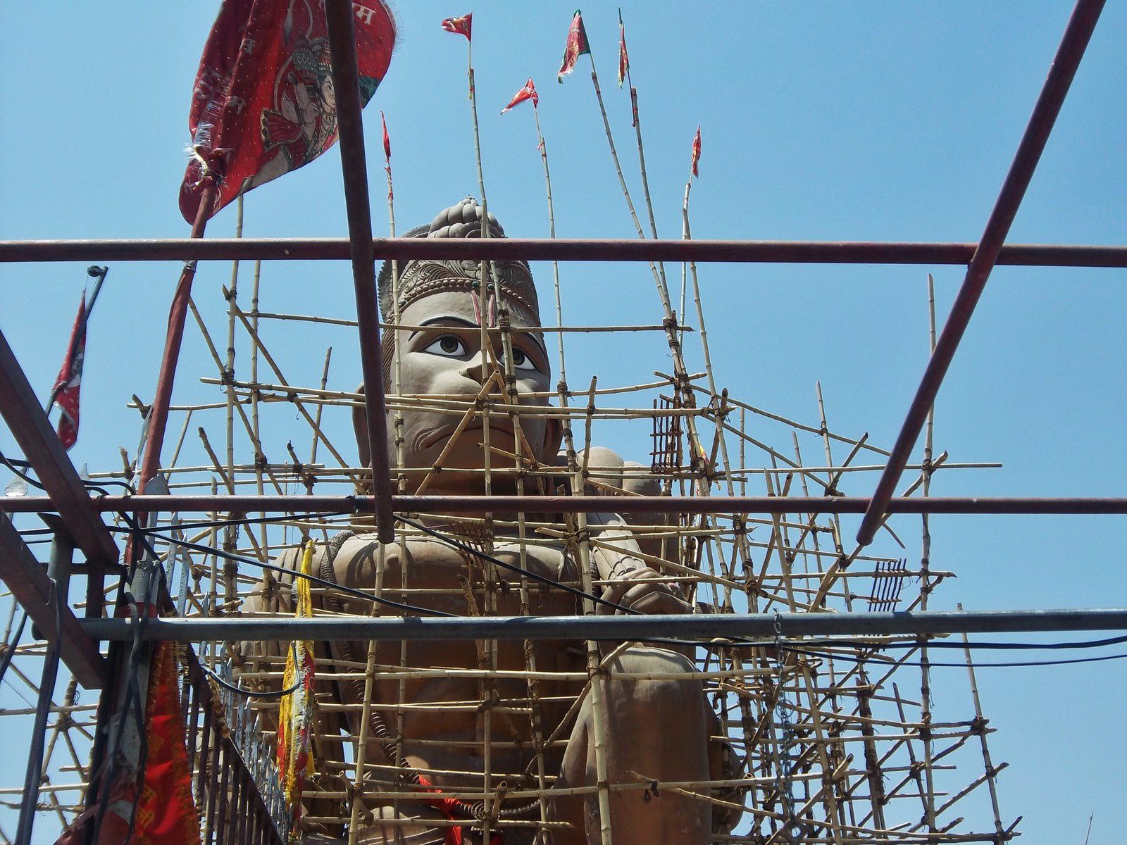 Hanumân  (le Dieu-singe) sur la route de Delhi à Mandawa, Rajasthan (Inde)
