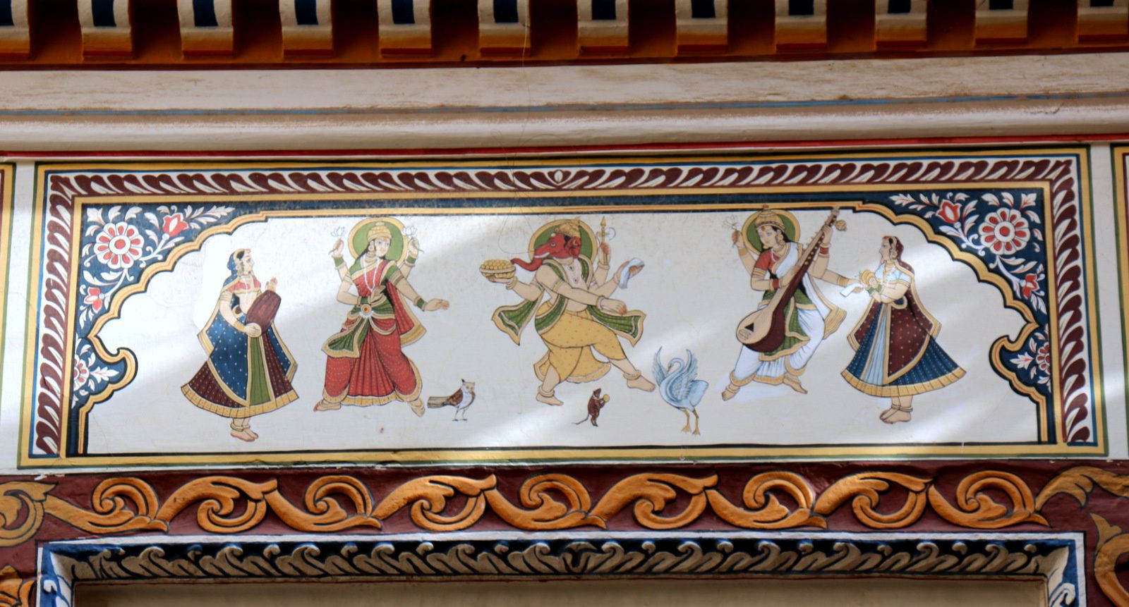 Hôtel &quot;Heritage&quot; à Mandawa (Rajasthan, Inde), fresques des cours intérieures