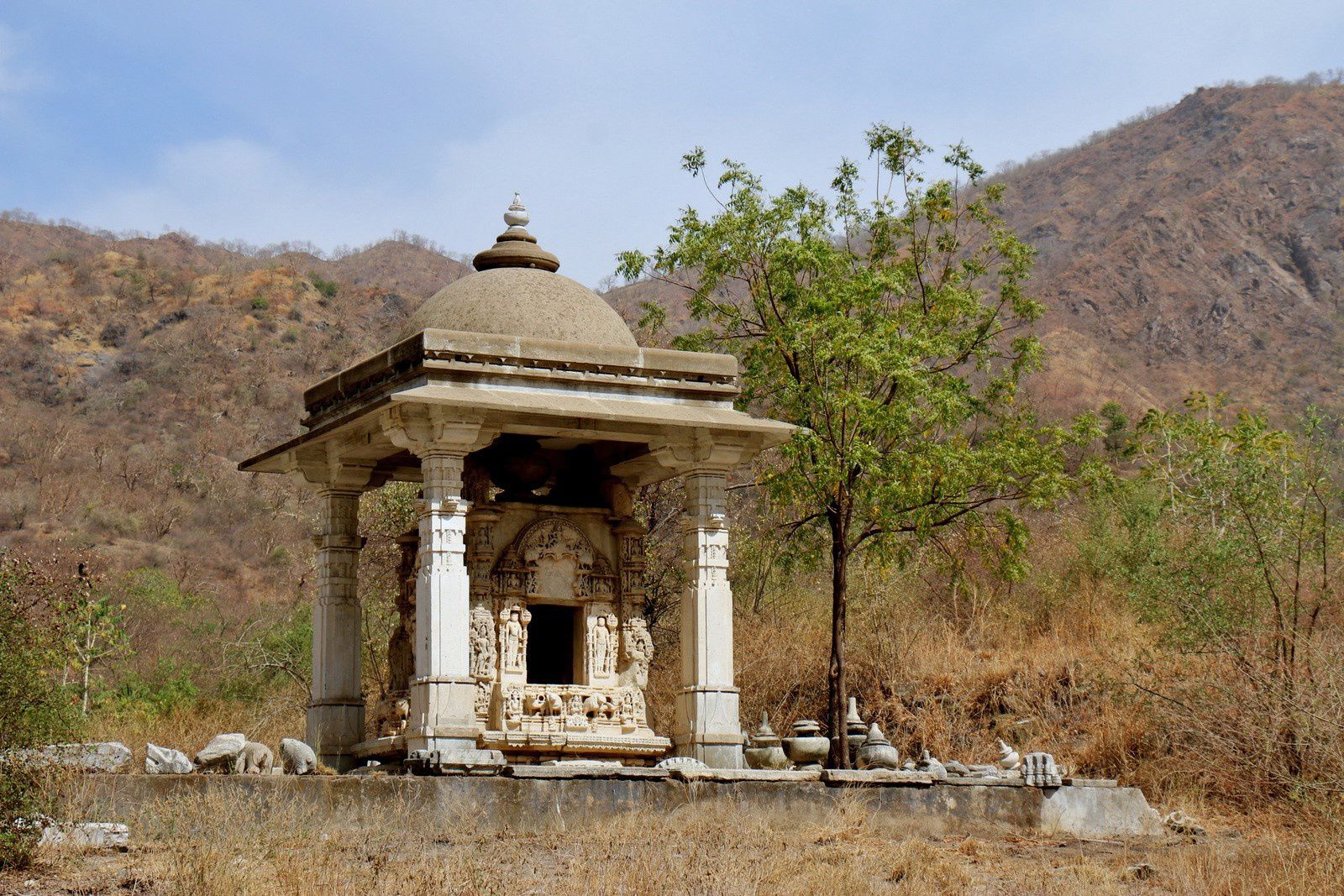 Petit temple du site de Ranakpur (2/2), Rajasthan (Inde)