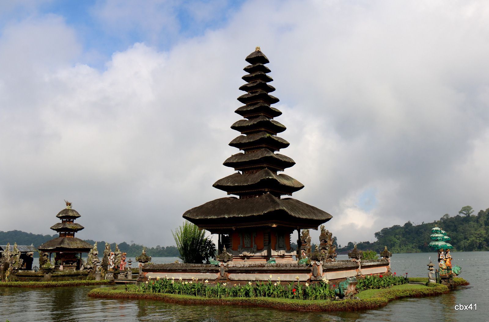 Temple Ulun Danu de Candikuning Tabanan Bali Temple Ulun Danu de Candikuning Tabanan Bali