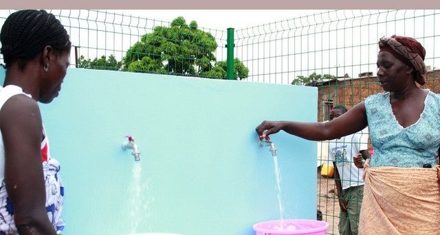Bairro Quindenuco com água purificada