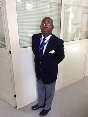 O engenheiro Adiron Alberto Diambukaladi