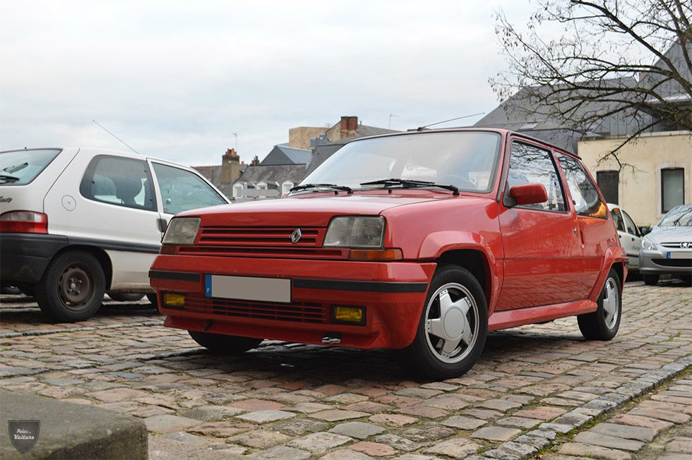 AE86 • Renault Super 5 GT Turbo '88 - Palais-de-la-Voiture.com