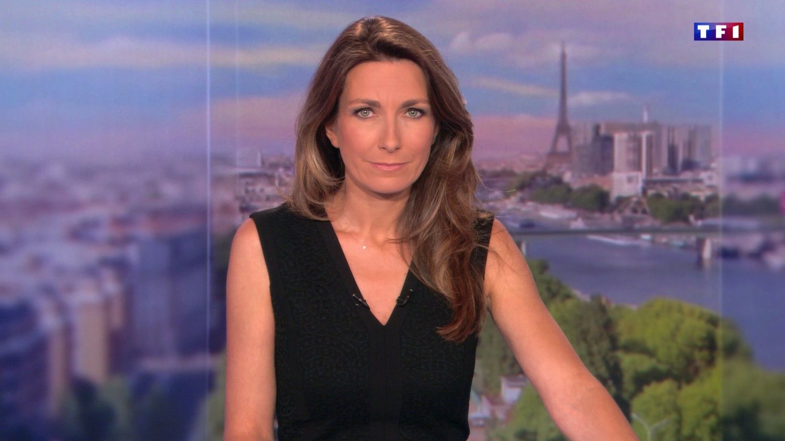 📸23 ANNE-CLAIRE COUDRAY @ACCoudray @TF1 @TF1LeJT pour LE 13H WEEK-END #vuesalatele