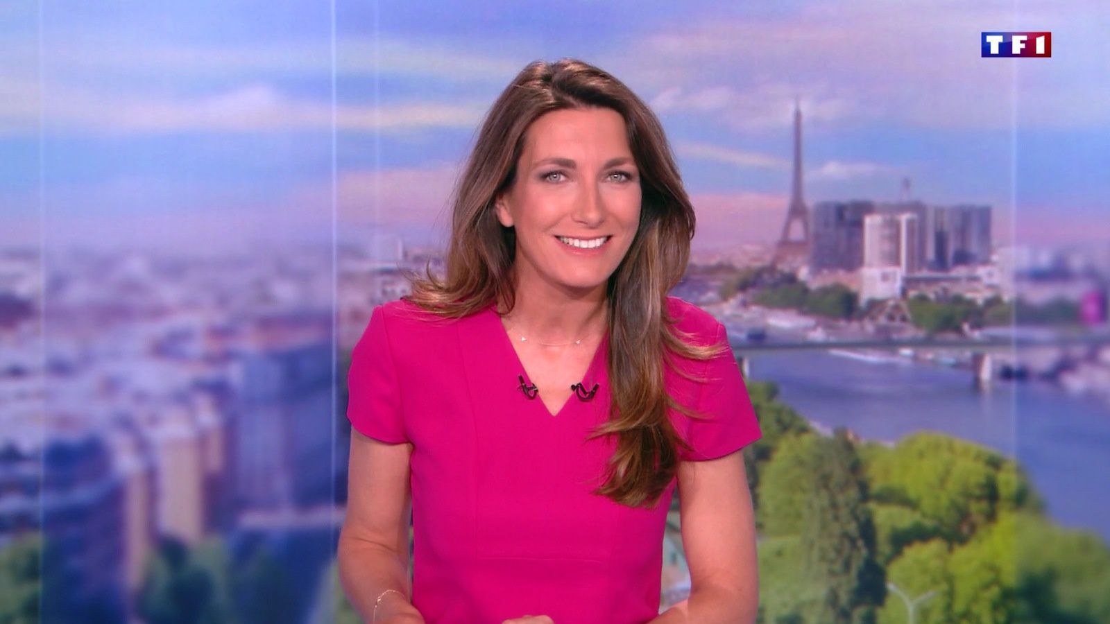 📸20 ANNE-CLAIRE COUDRAY @ACCoudray @TF1 @TF1LeJT pour LE 20H WEEK-END #vuesalatele