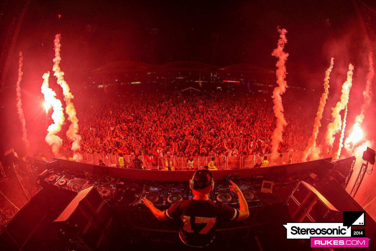 Tiësto photos: Stereosonic - Sydney, Australia 30 november 2014