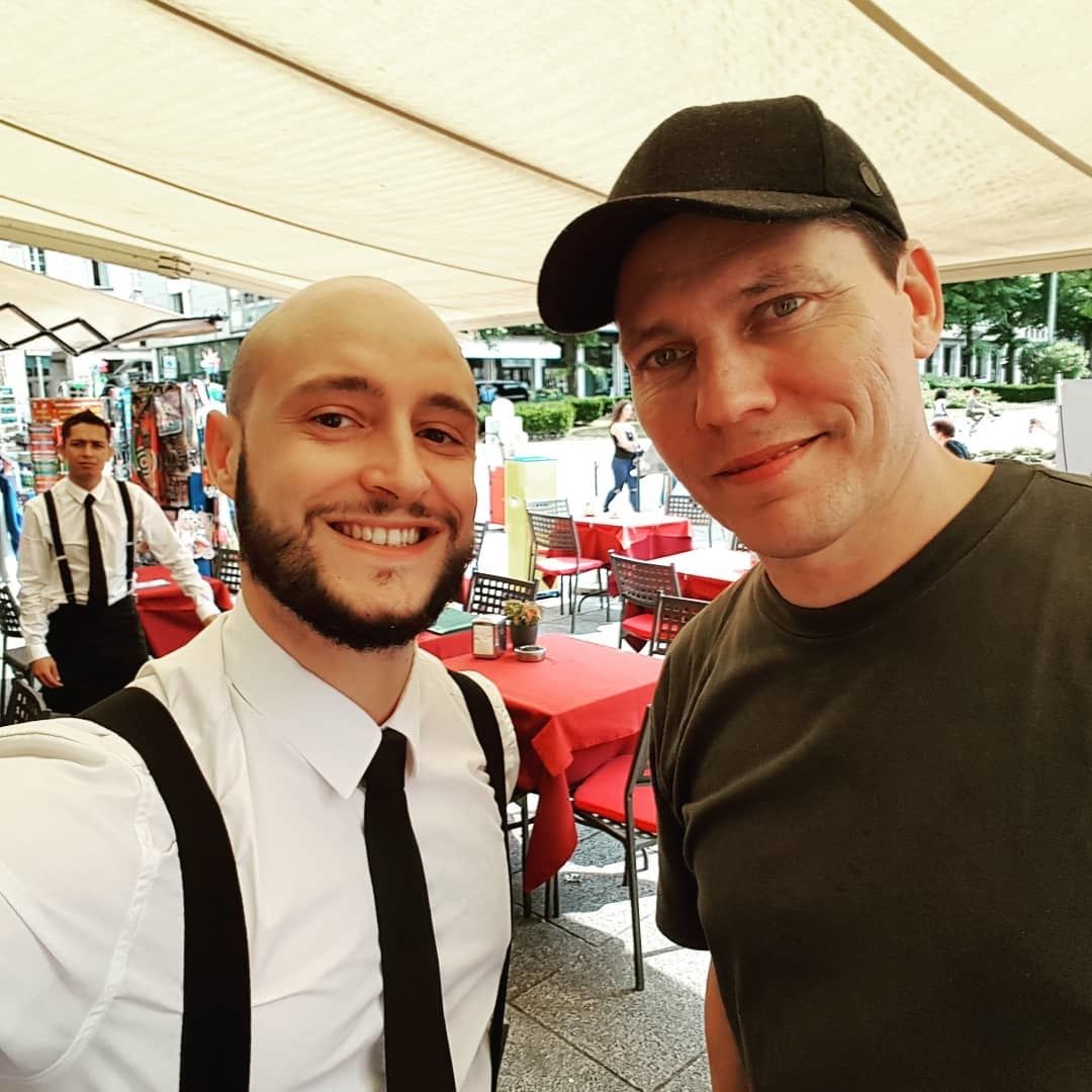Tiësto & Annika, Spécial travel in Italia