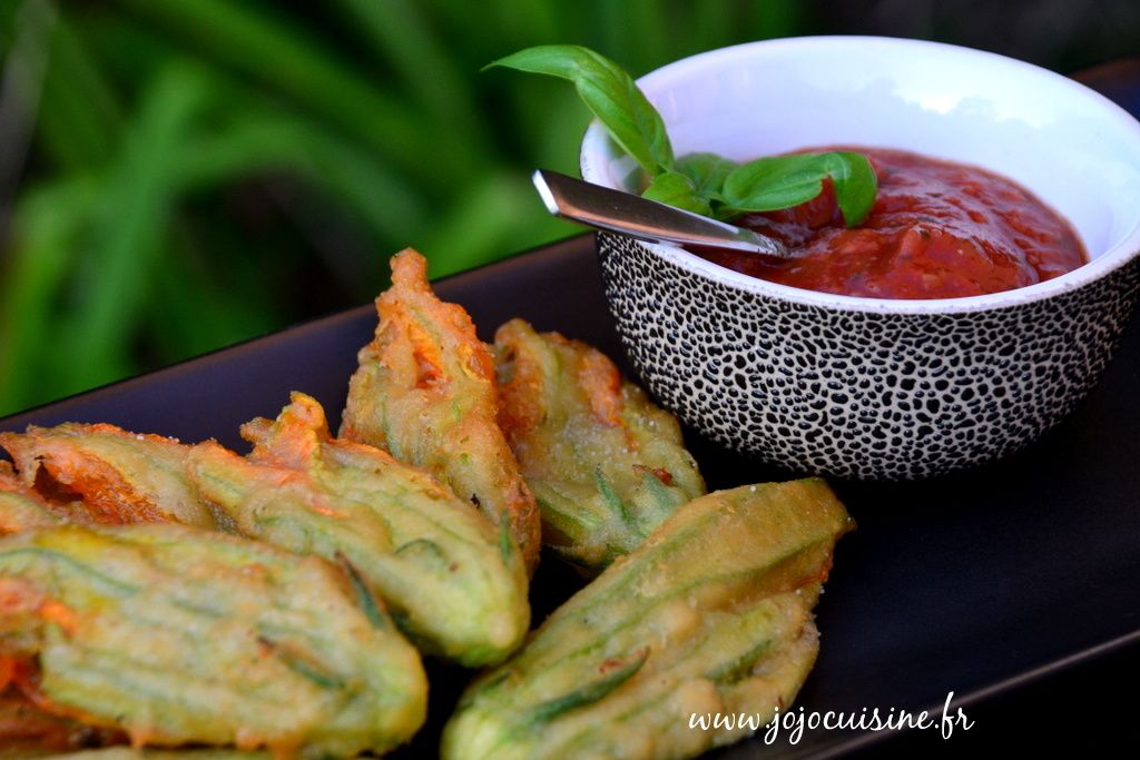 Tempura de Fleurs de Courgettes à la farine de pois chiches (sans oeuf sans  gluten) - NUAGE DE LAIT