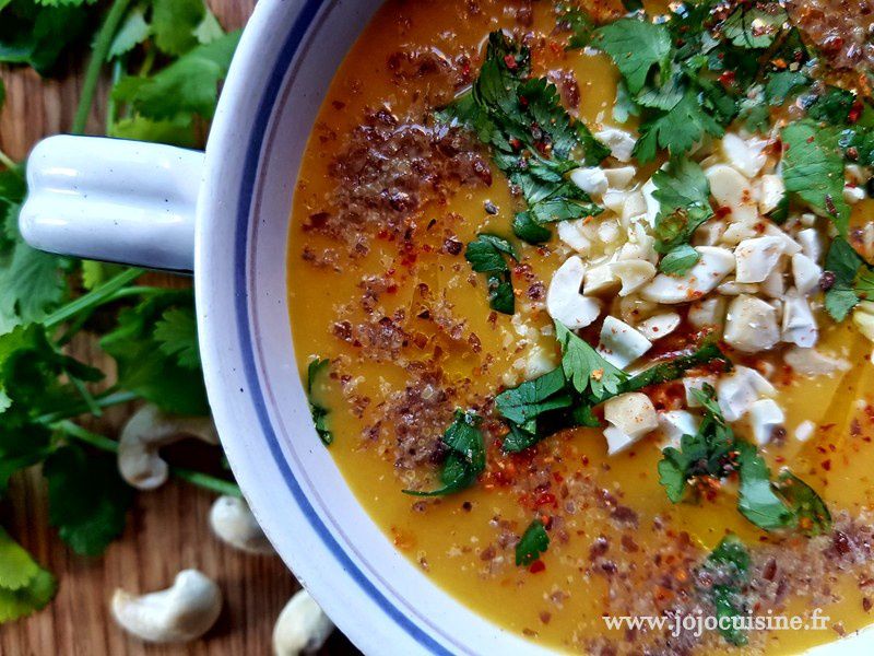 Velouté de Courge Butternut à la Noix de Coco façon Thaï