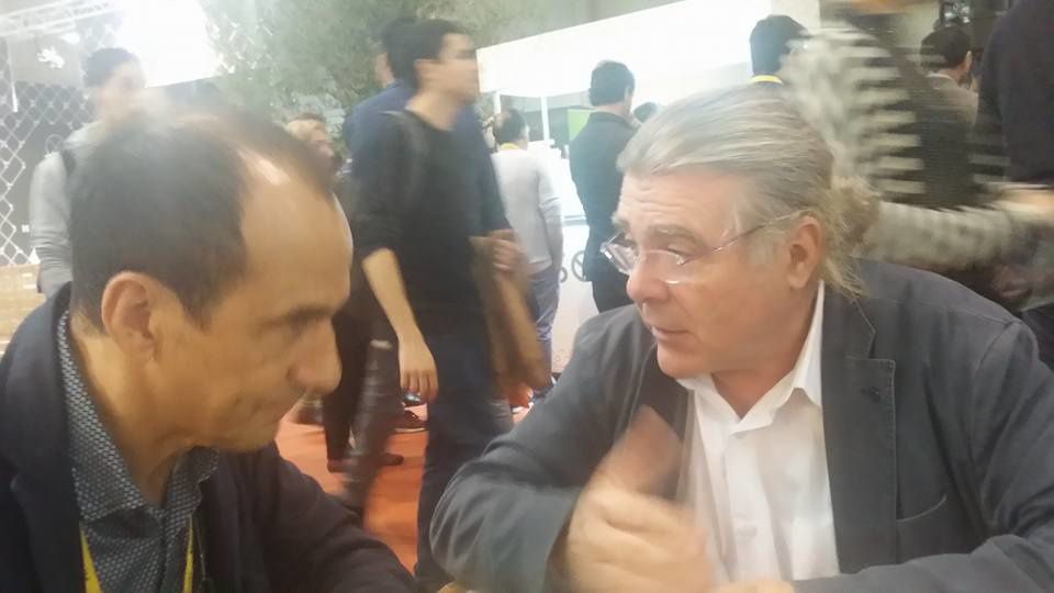  Avec plus de 300 exposants à cette édition, le concept lancé il y a 17 ans à Vic attire les plus grands chefs français, catalans et espagnols. Le président de slow food pays catalan Jean Lhéritier, fait des propositions de "markéting territorial" au directeur et fondateur du "forum gastronomic" Pep Palau pour prochain "forum gastronomic" de 2017 à Girona, au programme, la chèvre catalane,la vache des Albères et le Rancio Sec