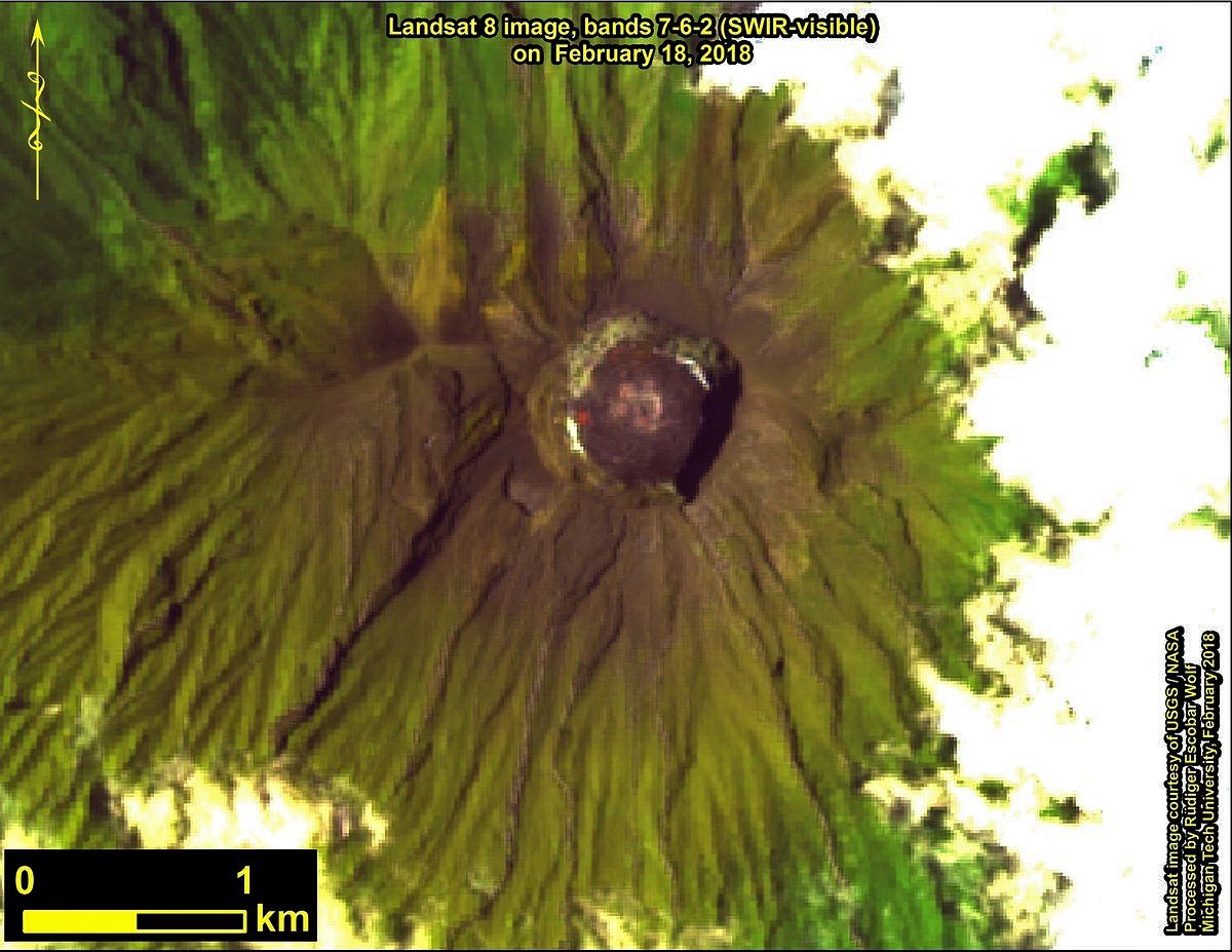 Agung - some pixels are visible on Landsat8 SWIR-vis image. of 18.02.2018 - Doc.via Rüdiger Escobar Wolf