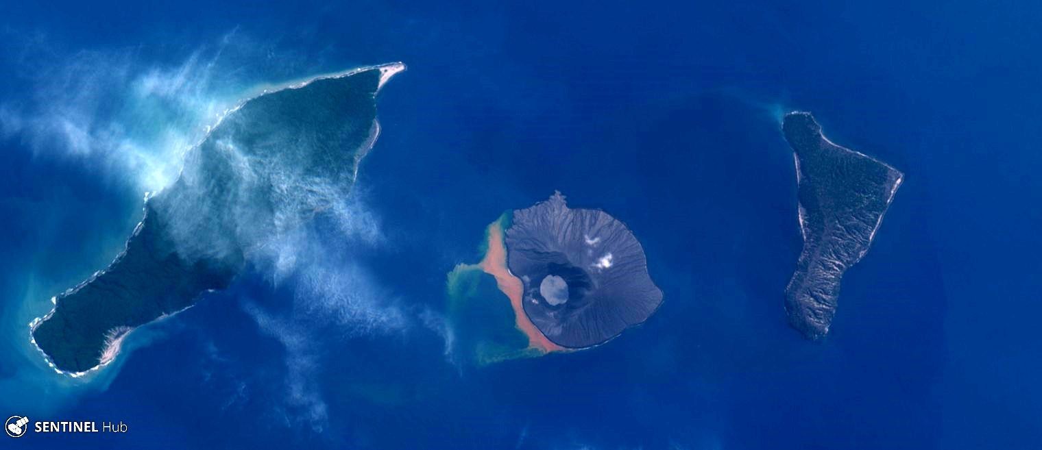 Anak Krakatau - image Sentinel-2 image Nat.Colors from 12.06.2019 - one click to enlarge