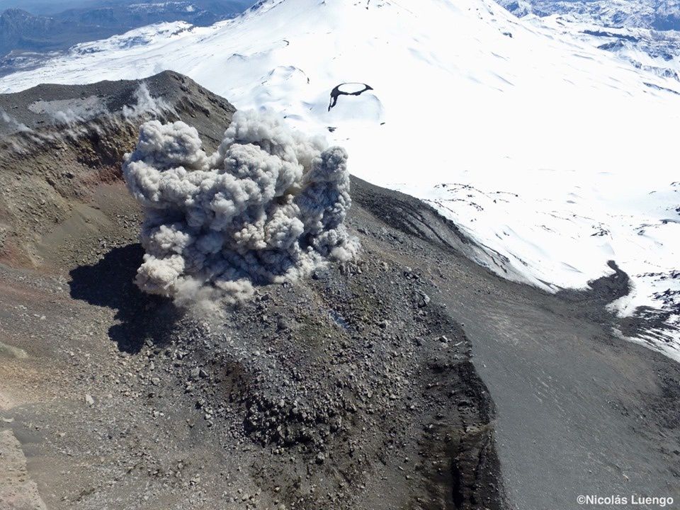 Nevados de Chillan - photo archives Nicolas Luengo via Volcanologia en Chile / 08.2019