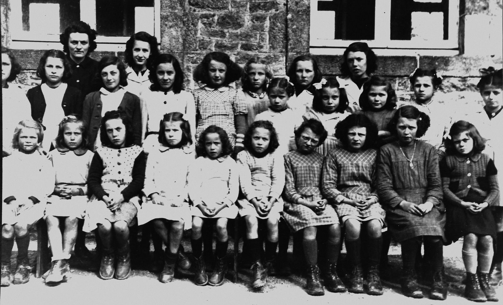 Classe de l'école des filles de Valcanville après 1945