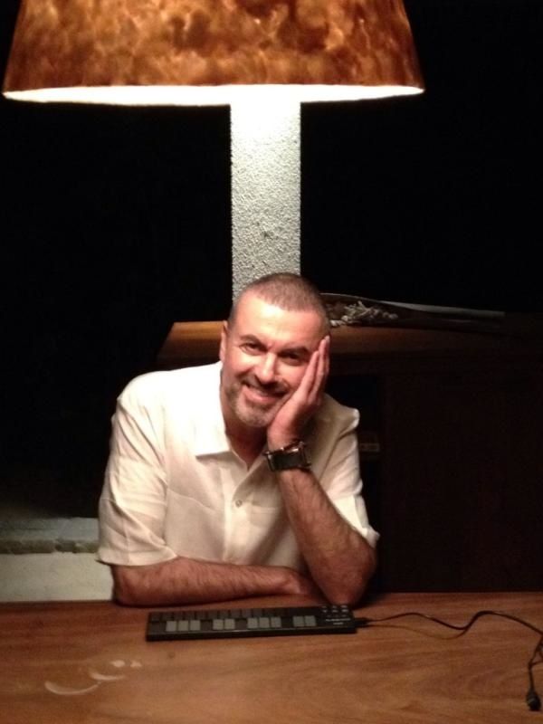 GEORGE MICHAEL - L'ANNEE 2018 S'ENVOLE, BONJOUR 2019 !!