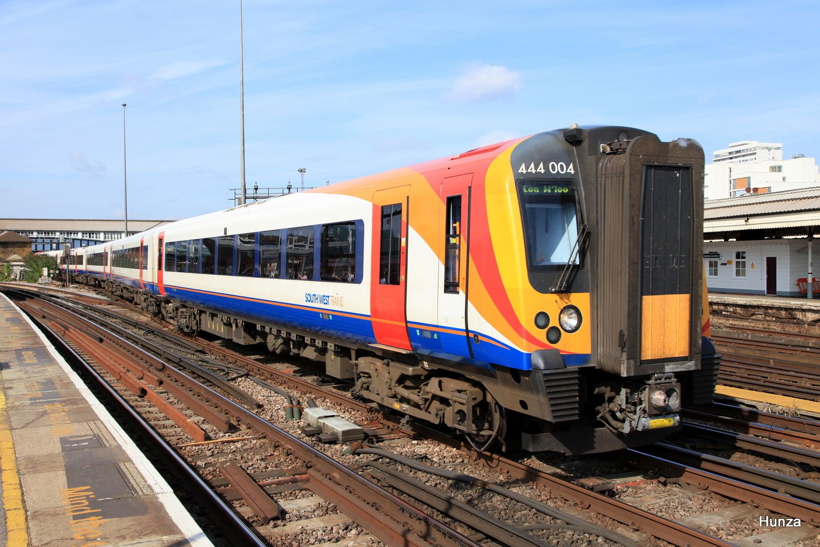 Class 444/0 n°444 054 à Clapham Junction (31 juillet 2014)