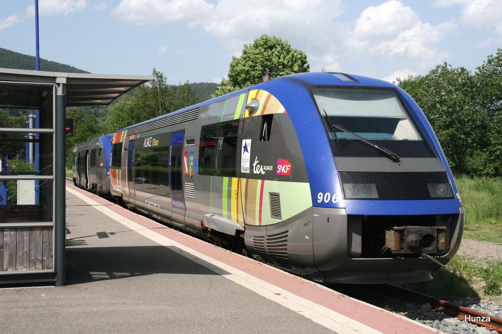 Metzeral : X 73906 assurant le train Metzeral - Colmar (24 mai 2009)