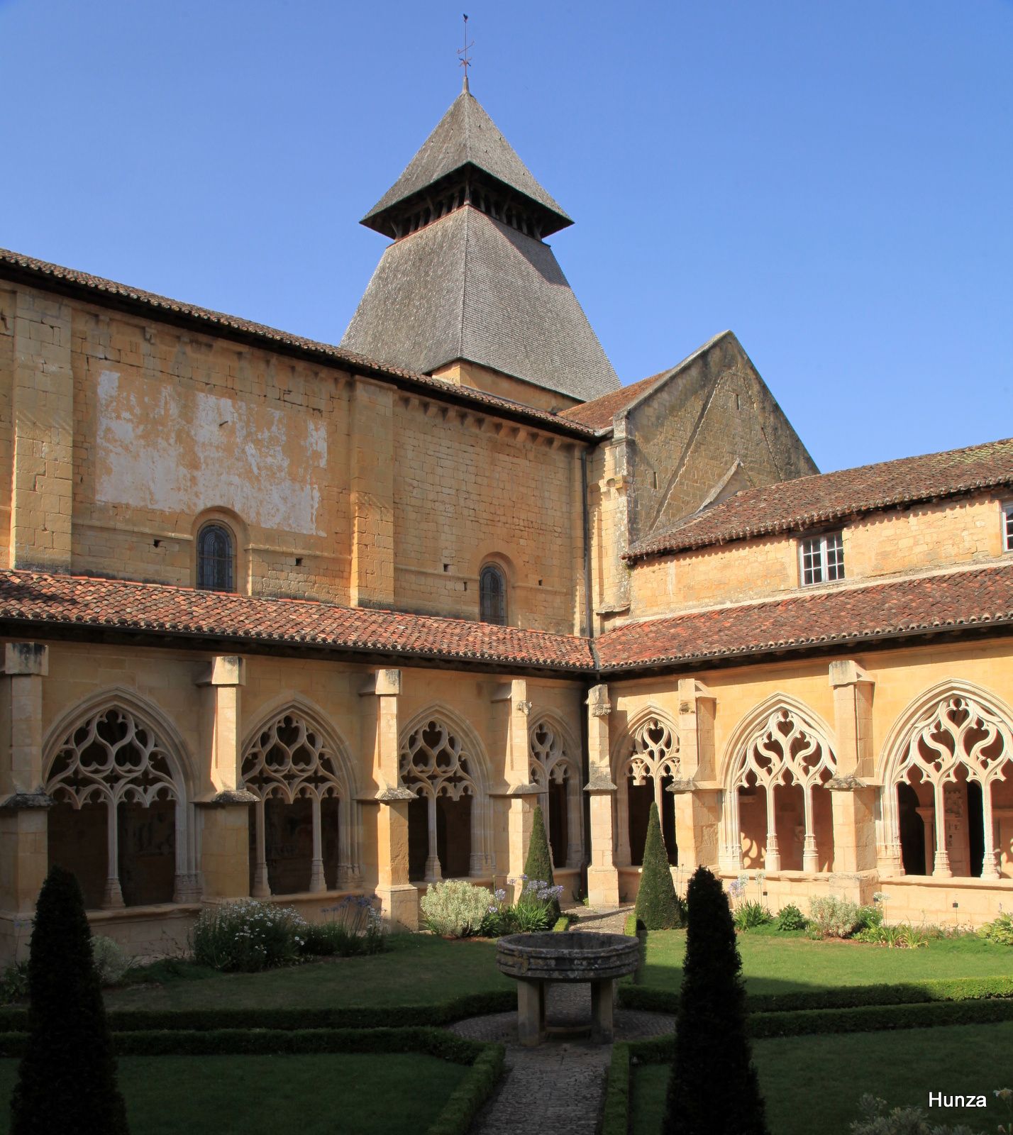 Cloître de Cadouin