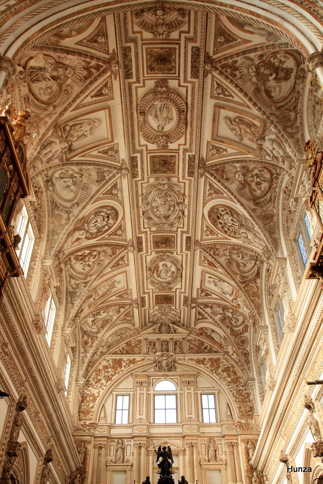 Nef de la cathédrale - mosquée de Cordoue