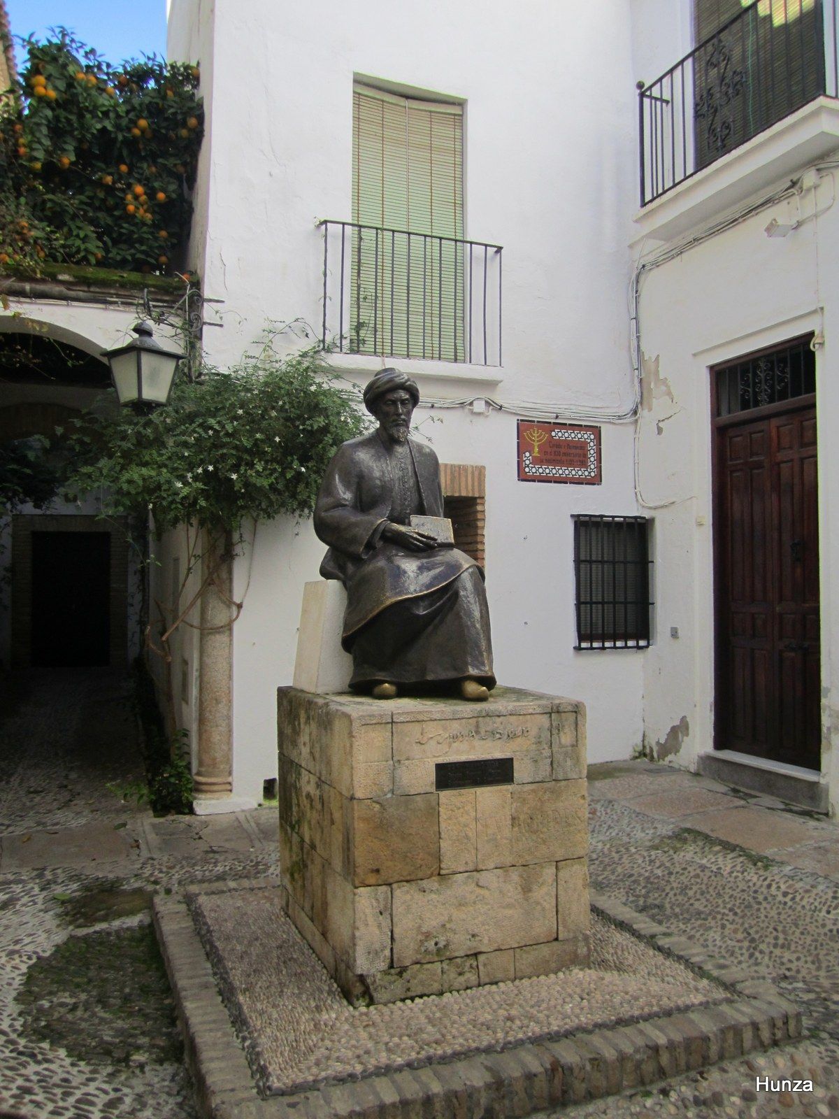 Statue de Maïmonide dans la Juderia de Cordoue