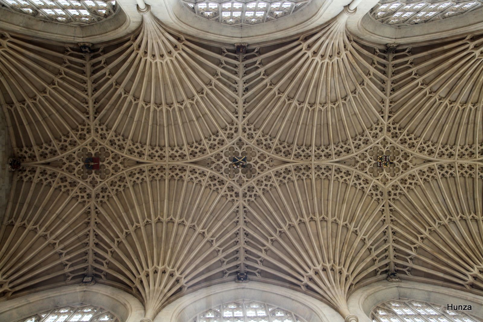 Voûtes en éventail de la nef de l'abbaye de Bath 