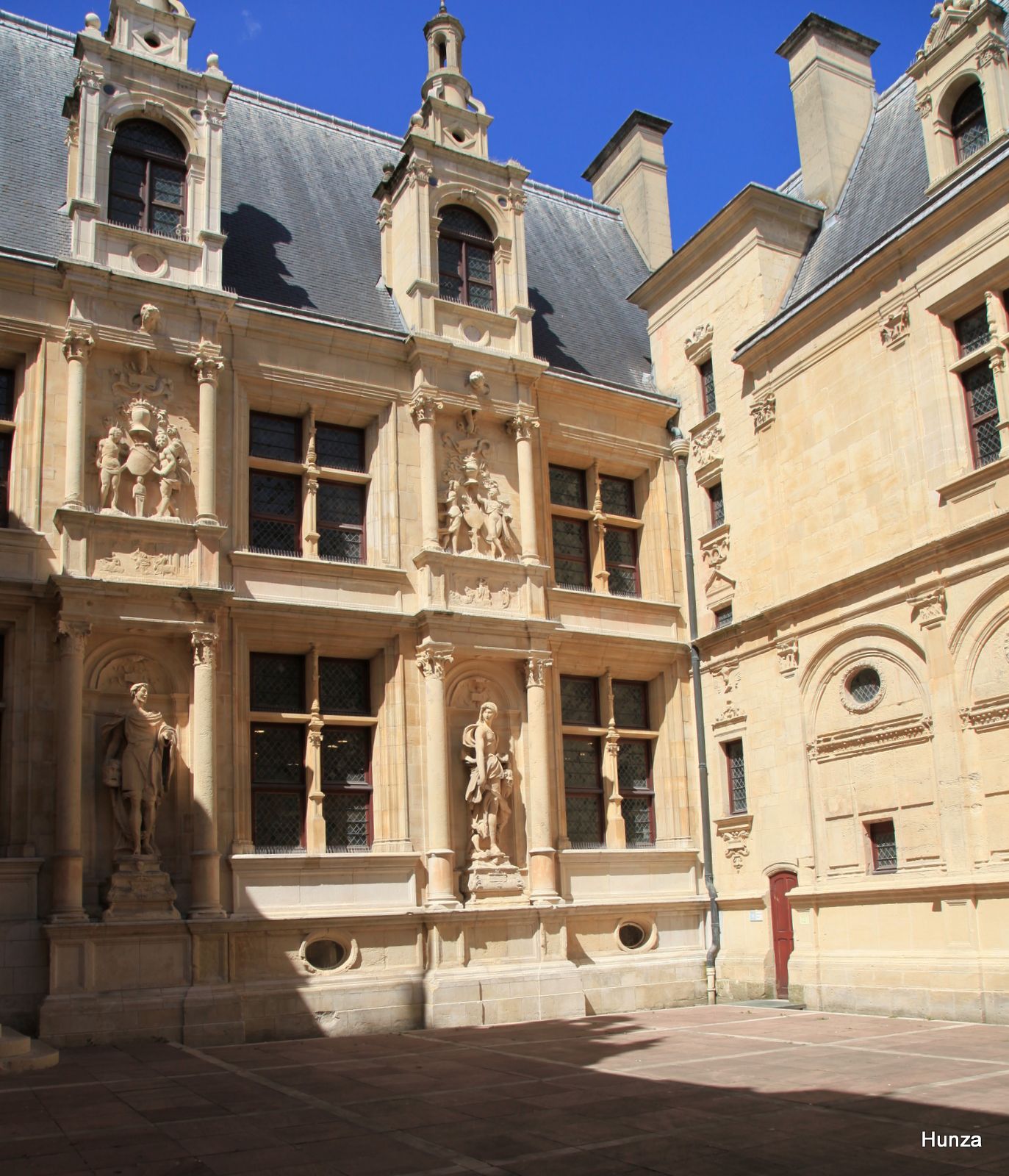 Caen, hôtel d'Escoville
