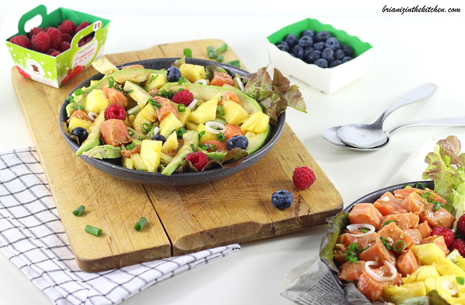 Poke Bowl {Saumon, Ananas et Avocat}