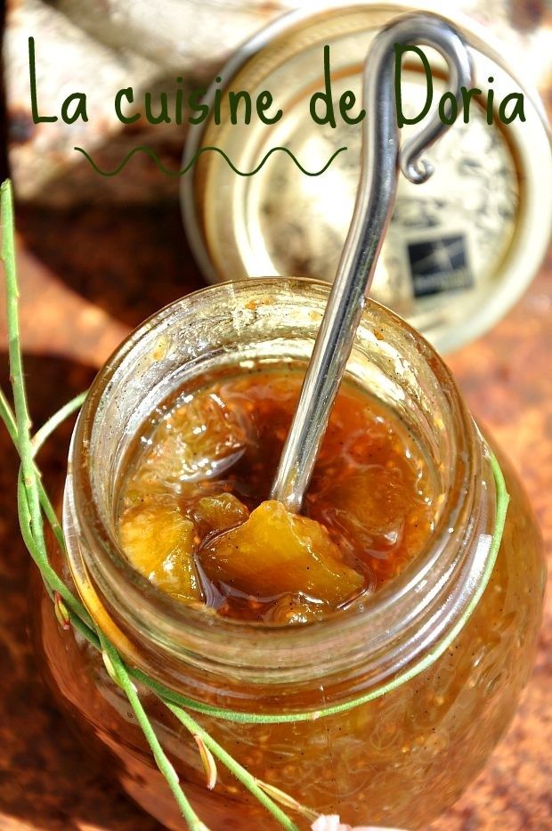 Confiture de figues à la vanille, citron et menthe