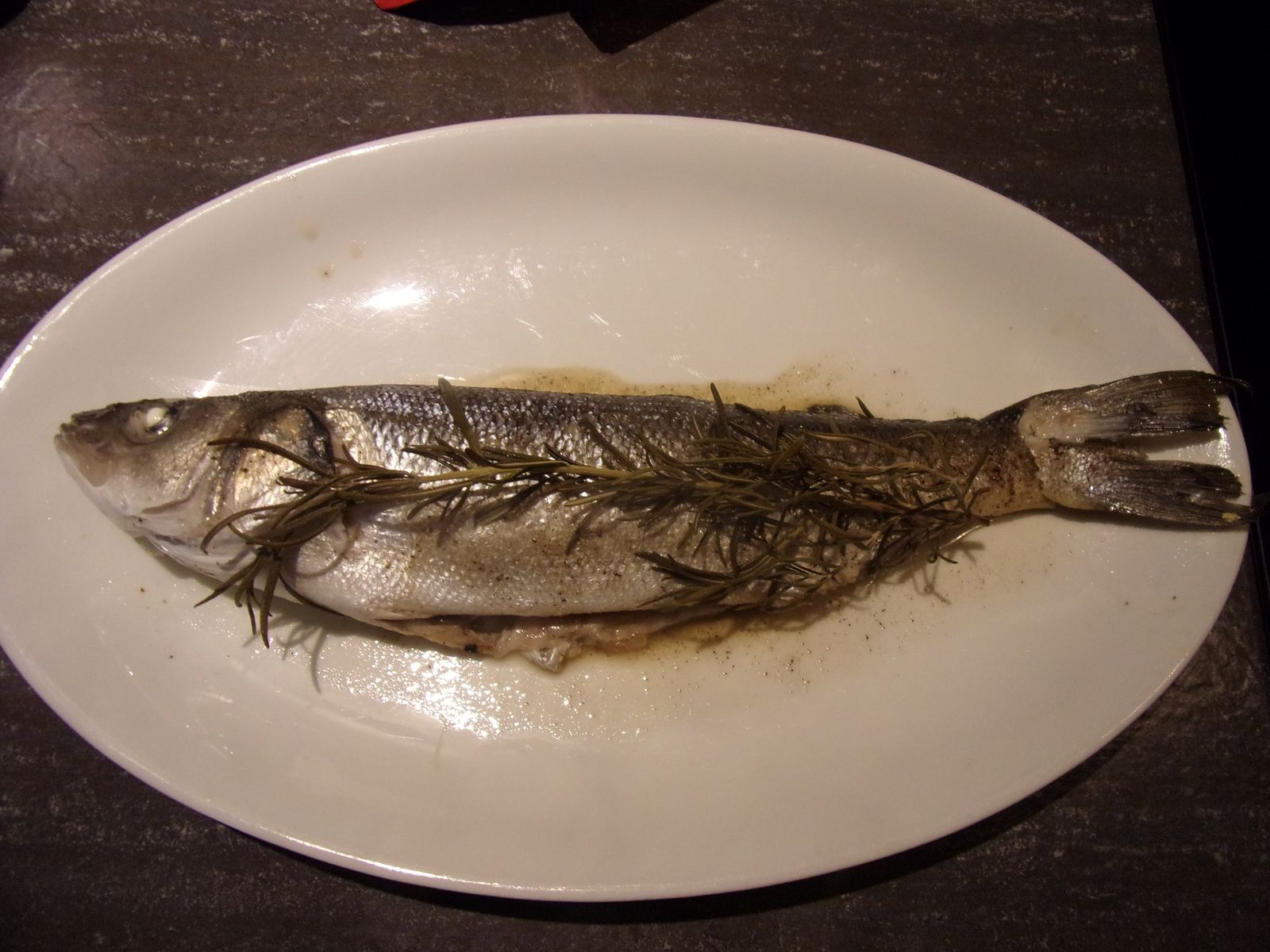 Bar à La Plancha En Papillote Bar en papillote au four - La p'tite cuisine de Sybille