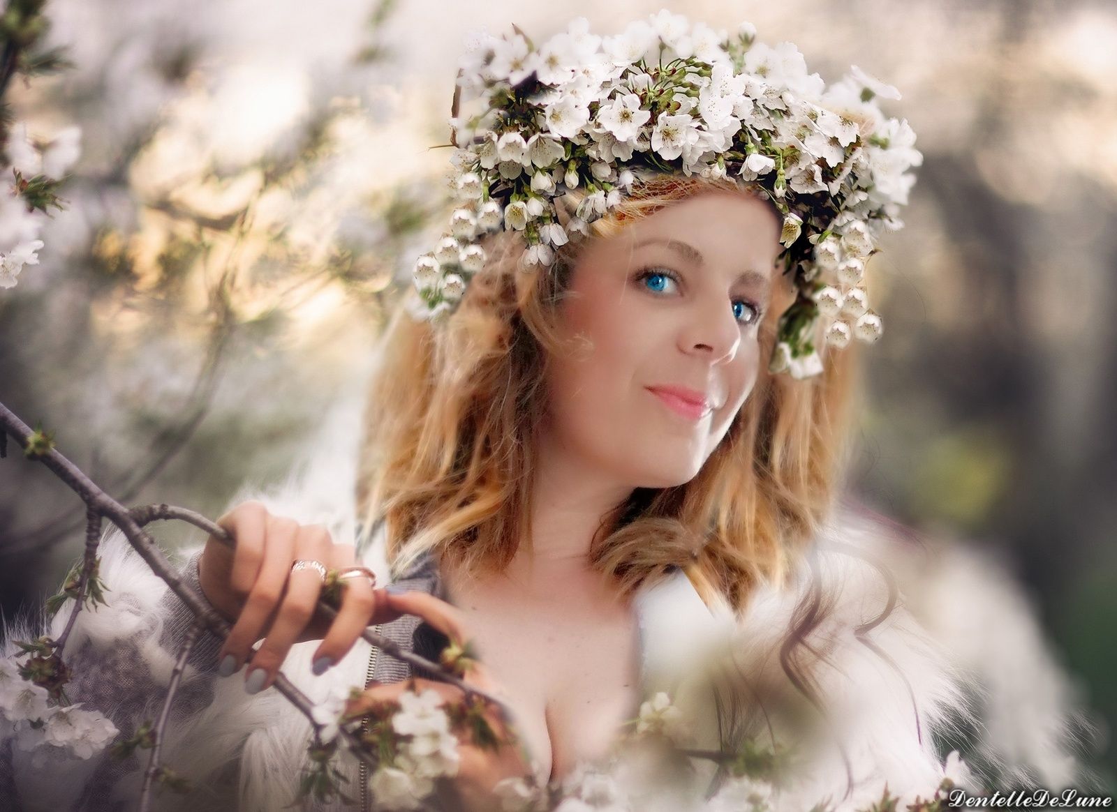 Bonne Journee Gif Les Gifs Animes De Dentelledelune