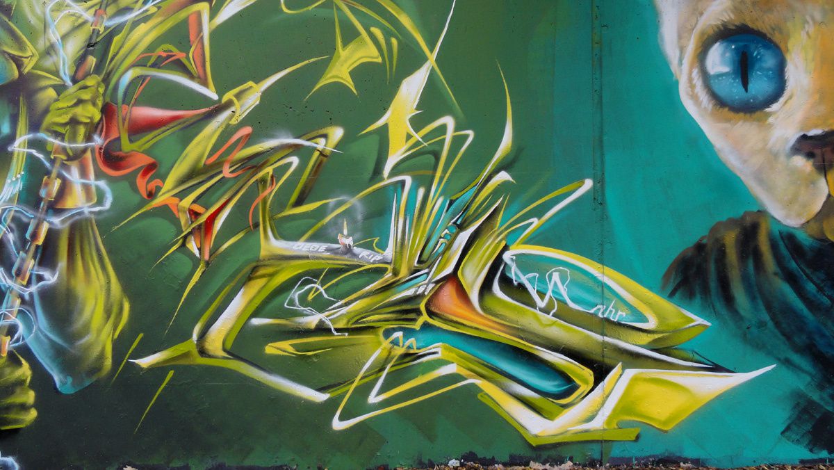 Street Art : Graffitis &amp; Fresques Murales 6061 Charleroi (Belgique)
