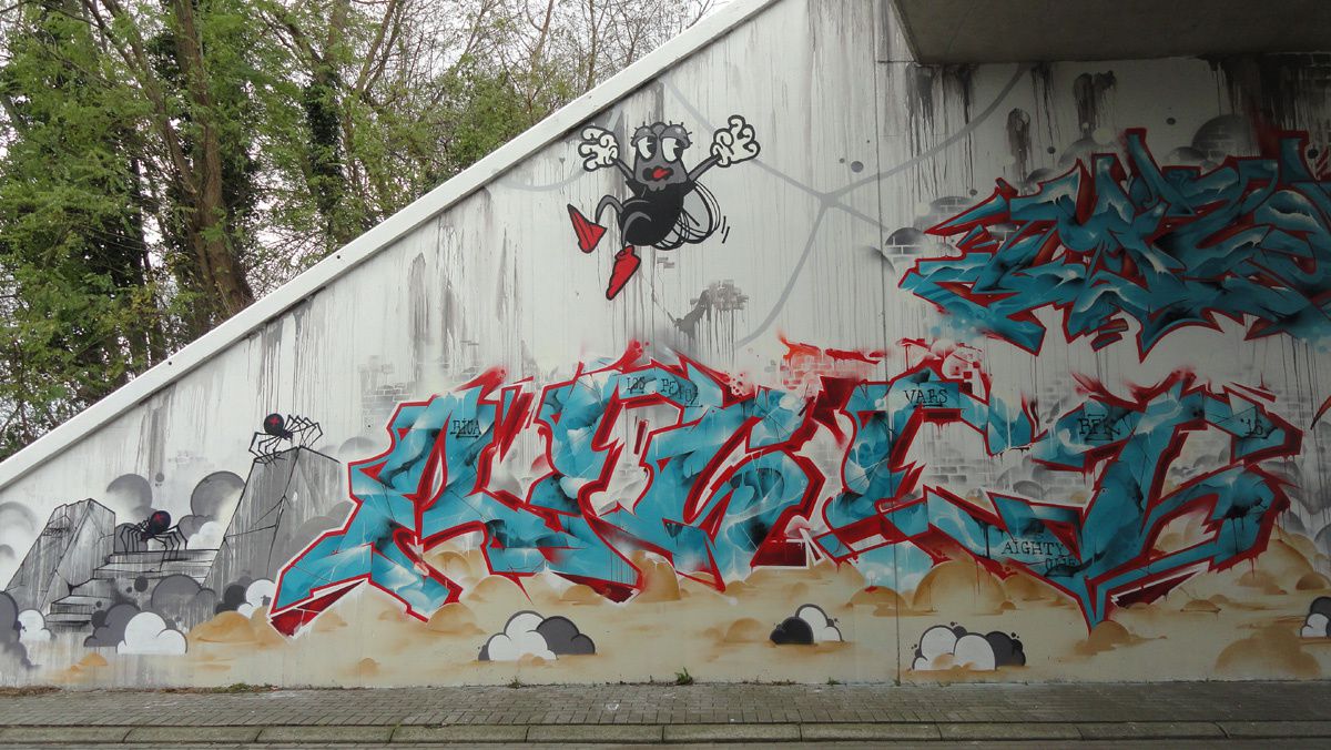 Street Art : Graffitis &amp; Fresques Murales 1501 Hal (Belgique)