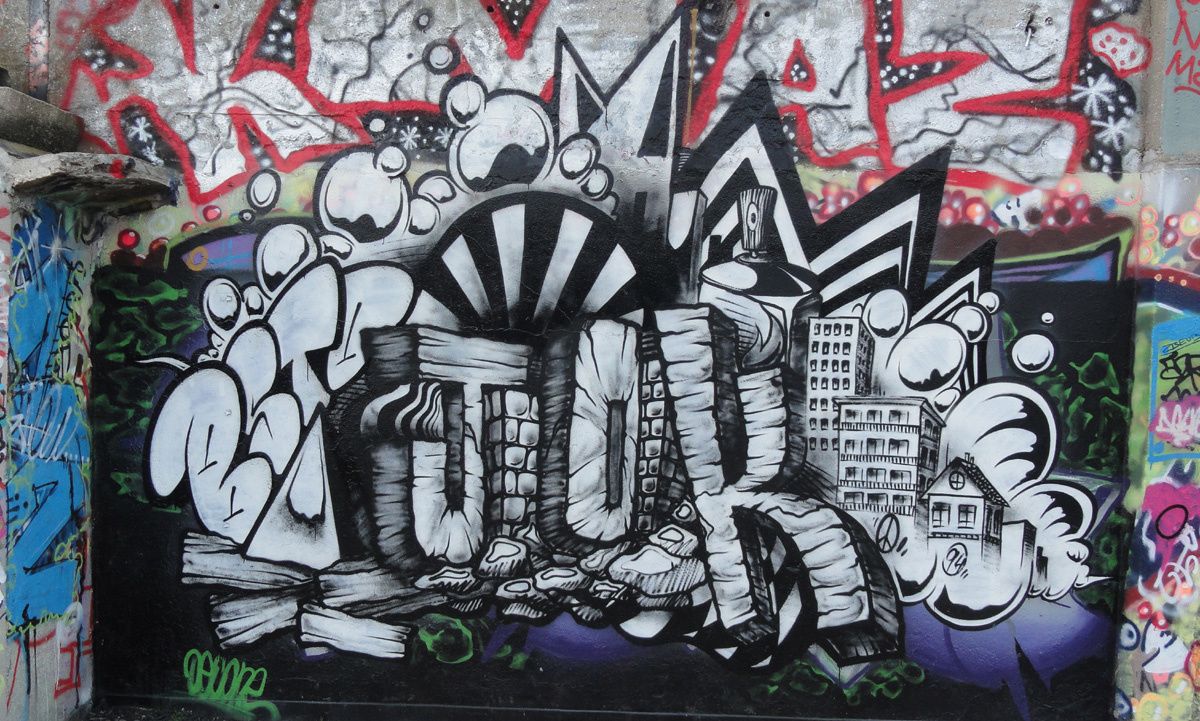 Street Art : Graffitis & Fresques Murales 94400 Vitry sur seine