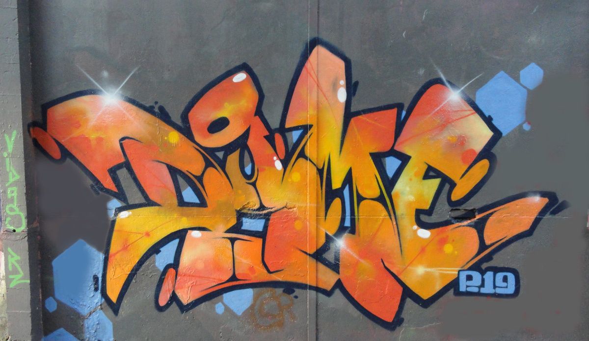 Street Art : Graffitis & Fresques Murales 91521 Ris Orangis