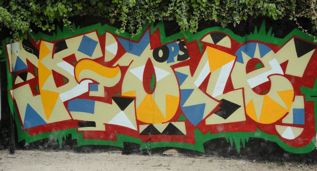 Street Art : Graffitis & Fresques Murales 93048 Montreuil