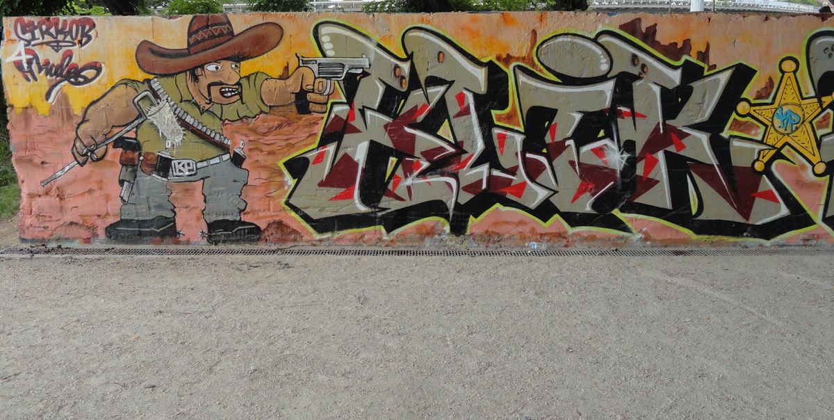 Street Art : Graffitis & Fresques Murales 93010 Bondy