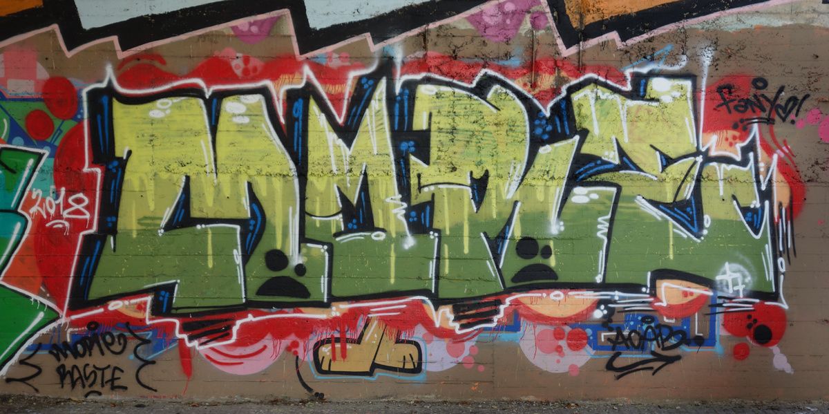 Street Art : Graffitis & Fresques Murales 08220 Terrassa (Catalunya)