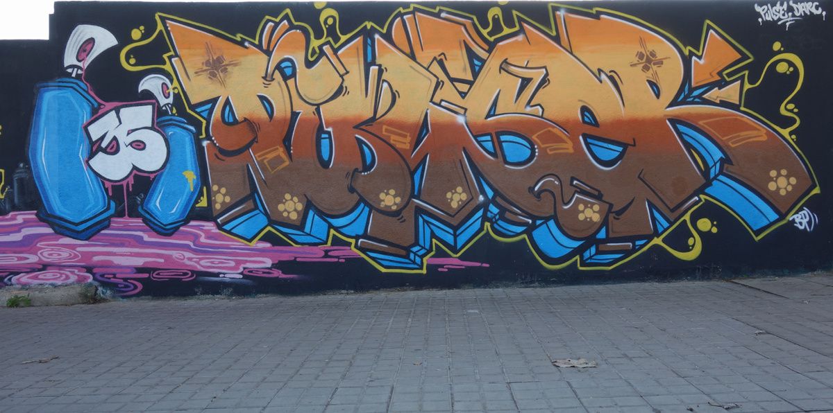 Street Art : Graffitis & Fresques Murales 08301 Mataro (Catalunya)