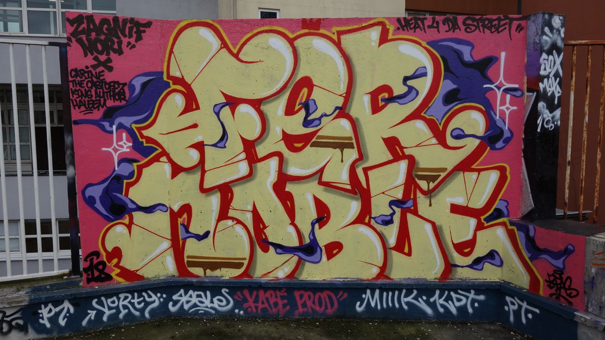 Street Art : Graffitis & Fresques Murales 93038 Montreuil