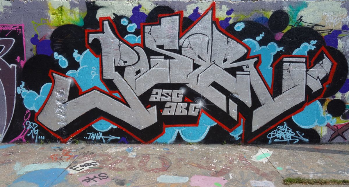 Street Art : Graffitis & Fresques Murales 75019 Paris