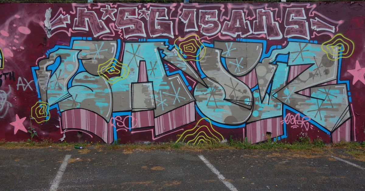 Street Art : Graffitis & Fresques Murales 49007 Angers