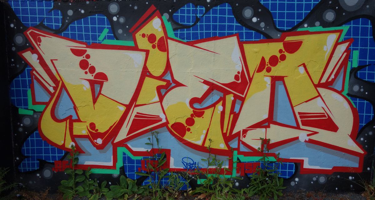 Street Art : Graffitis & Fresques Murales 49007 Angers