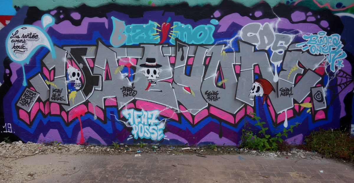 Street Art : Graffitis & Fresques Murales 93048 Montreuil