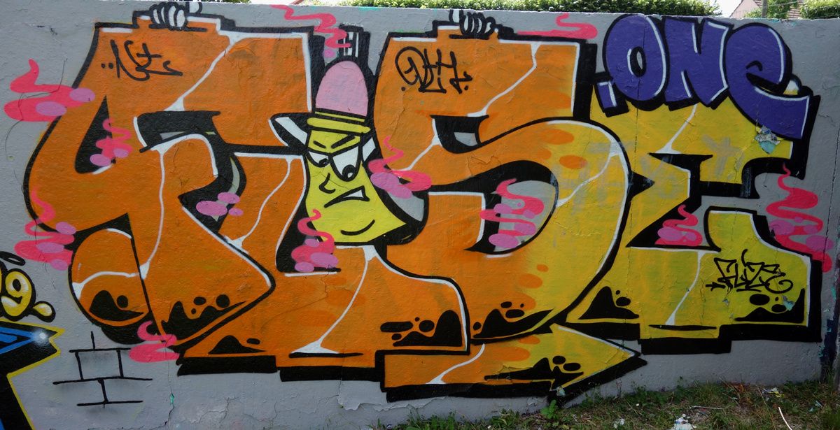 Street Art : Graffitis & Fresques Murales 77108 Chelles