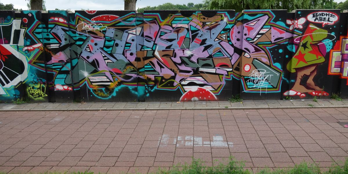 Street Art : Graffitis & Fresques Murales "Step in the Arena" 5600 Eindhoven (Pays Bas)