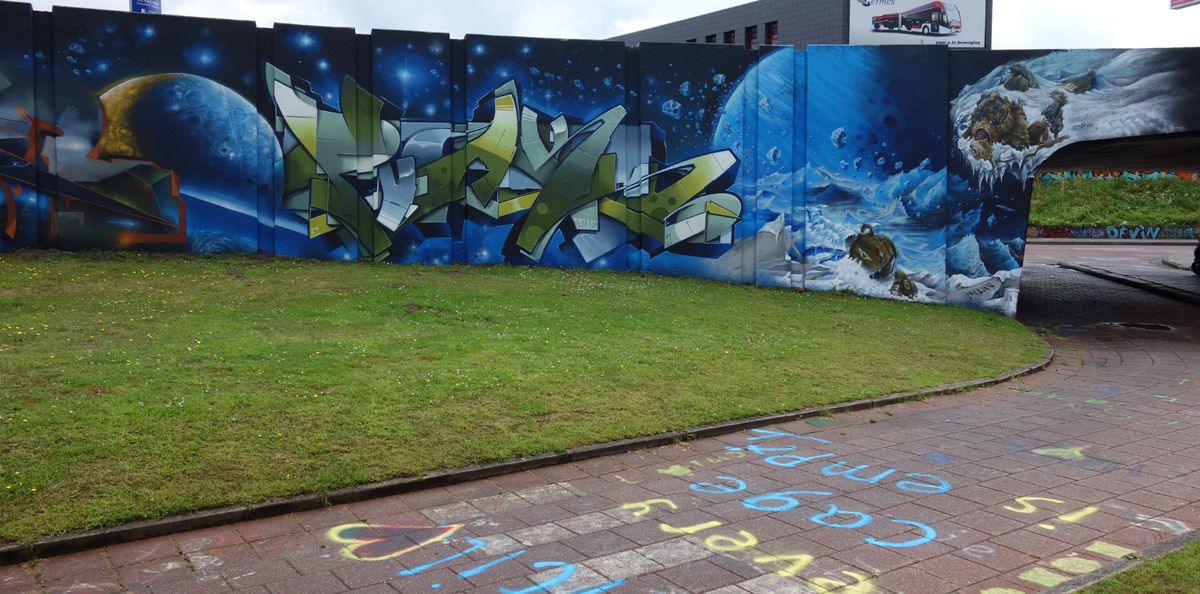 Street Art : Graffitis & Fresques Murales "Step in the Arena" 5600 Eindhoven (Pays Bas)