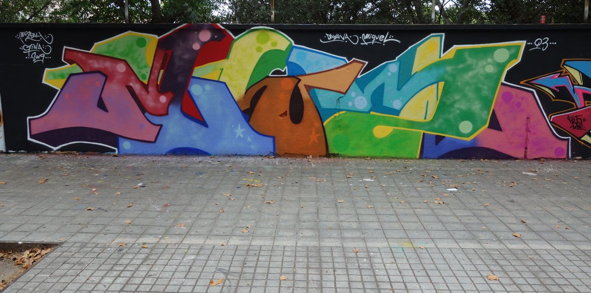 Street Art : Graffitis & Fresques Murales 08130 Barcelona (Catalunya)