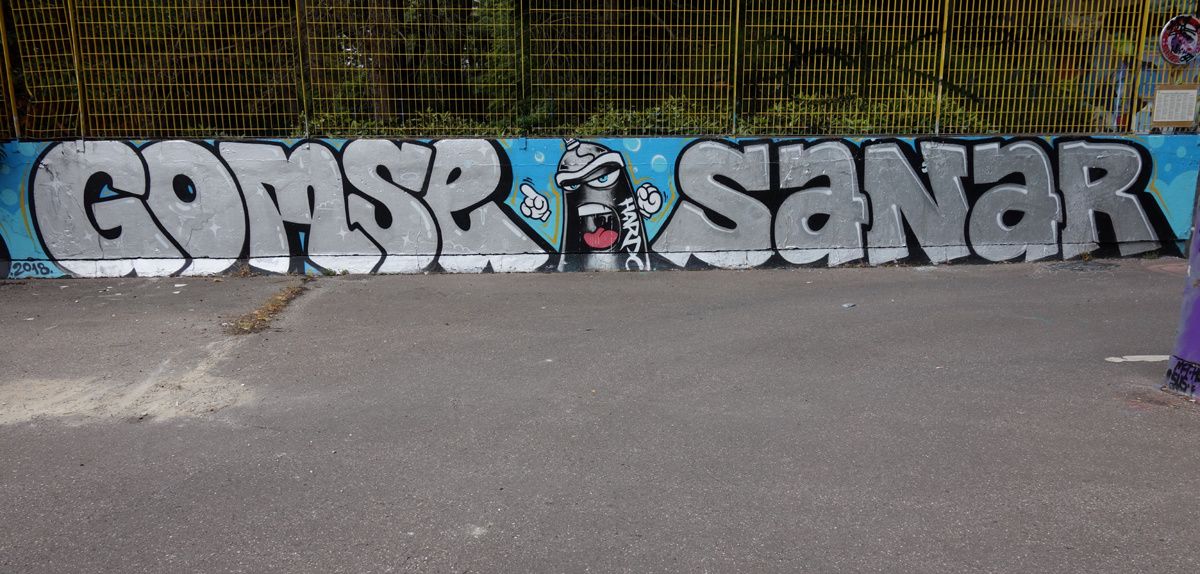 Street Art : Graffitis & Fresques Murales 93006 Bagnolet