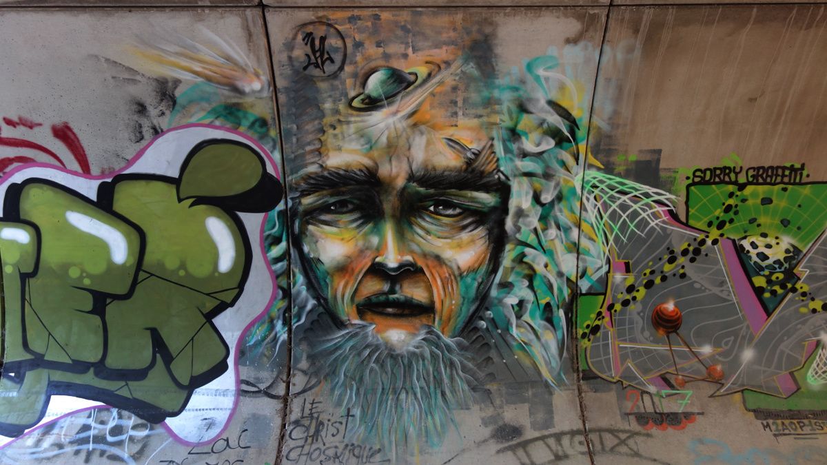 Street Art : Graffitis & Fresques Murales 07316 Soyons