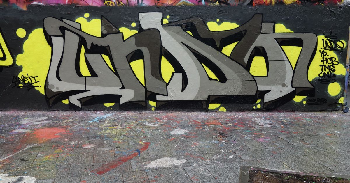 Street Art : Graffitis & Fresques Murales 75010 Paris